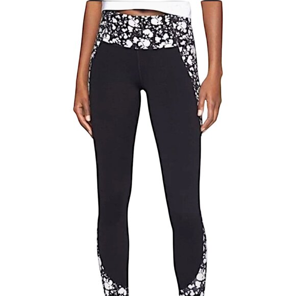 Athleta Pants - Athleta Black & White Paint Salutation Tight 7/8 Leggings, Size XS Petite